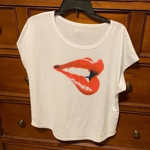 Lips short sleeve top